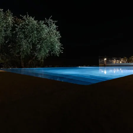 Colago Private Garda *