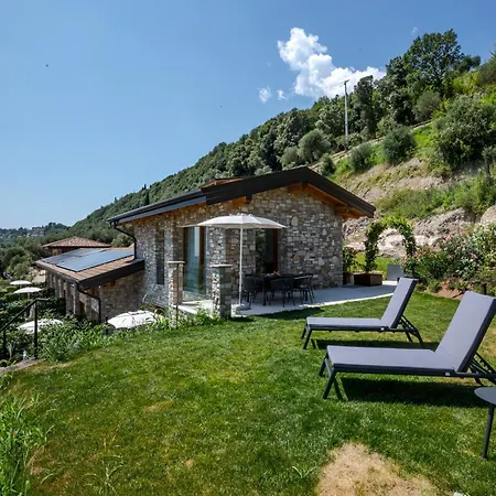 Colago Private Garda Villa *