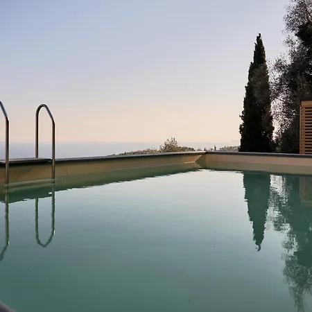 Colago Private Garda