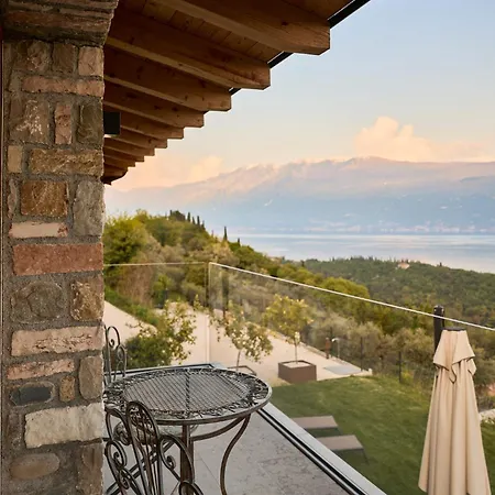 Colago Private Garda Villa